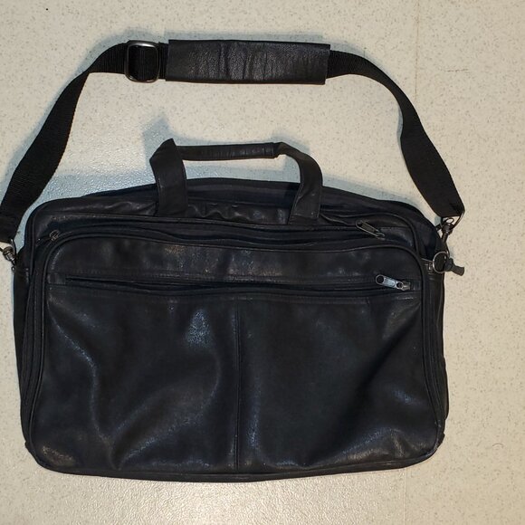Unisex Faux Leather Travel Bag Shoulder Strap W/Mega Storage Pockets and Zippers - Picture 2 of 6